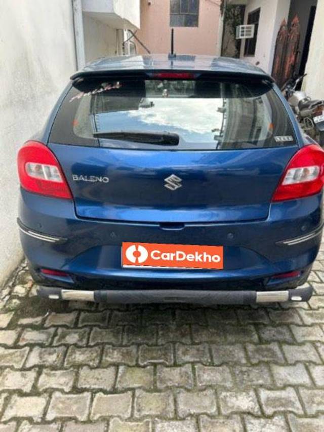 https://images10.gaadi.com/usedcar_image/3639558/original/processed_2ce5551f-0eee-4c33-ae09-b6ed413f63eb.jpeg?imwidth=6401