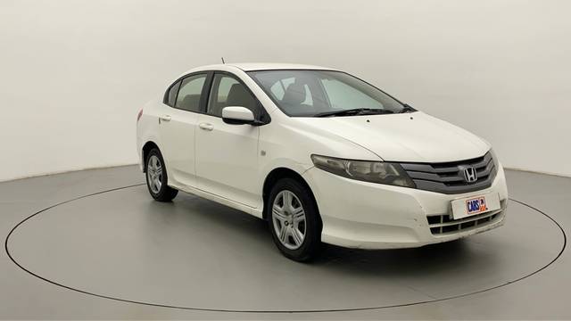 https://images10.gaadi.com/usedcar_image/3639585/original/651f6e02-2890-4819-8223-815fbc68b78f__43.jpg?imwidth=6400