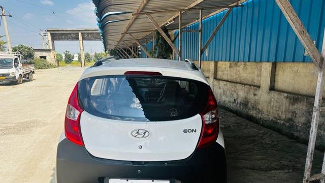 https://images10.gaadi.com/usedcar_image/3639611/original/processed_6f84757b-ce90-4269-8ec5-f5386a332aa1.jpeg?imwidth=6401