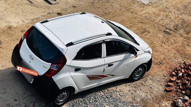 https://images10.gaadi.com/usedcar_image/3639611/original/processed_d90f35da-2f4a-4d55-b51e-c547c034cb71.jpeg?imwidth=6402