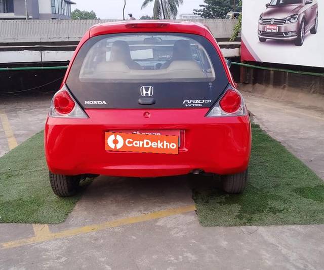 https://images10.gaadi.com/usedcar_image/3639728/original/processed_img2900000__used_car_2900000_1698297172.jpg?imwidth=6401