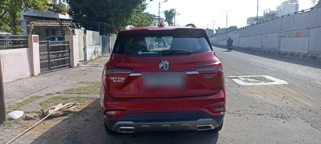 https://images10.gaadi.com/usedcar_image/3639759/original/19__VCC_1807185_96_1697690222.jpg?imwidth=6402