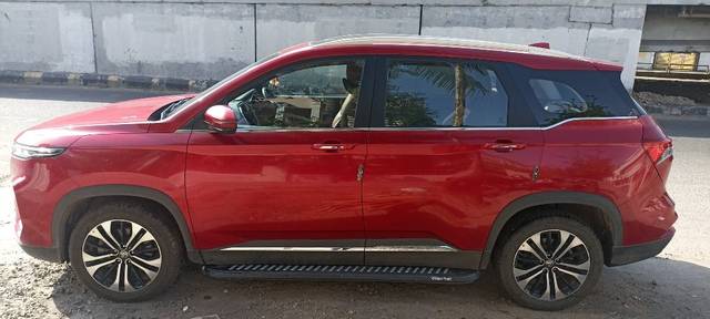 https://images10.gaadi.com/usedcar_image/3639759/original/19__VCC_IMG_1697687827477_1807185_95_1697688083.jpg?imwidth=6401