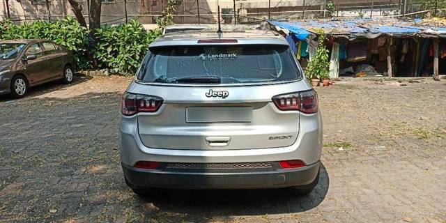 https://images10.gaadi.com/usedcar_image/3639771/original/19__VCC_1807206_96_1697692797.jpg?imwidth=6402