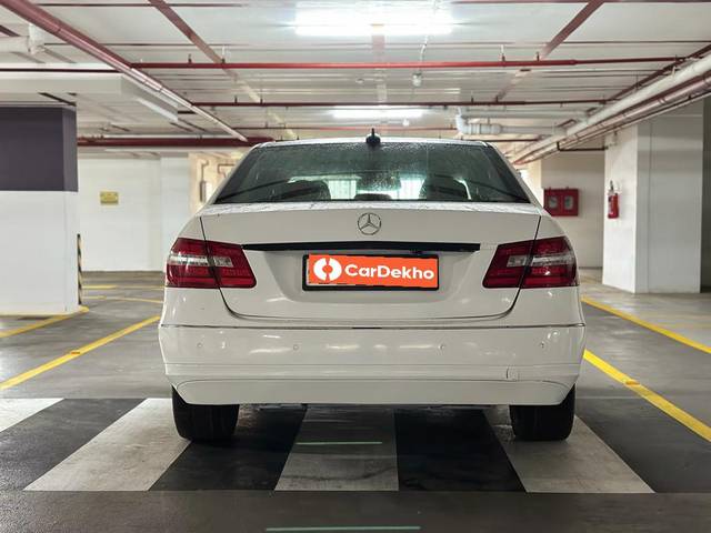 https://images10.gaadi.com/usedcar_image/3640039/original/processed_img2900169__usedcar_59f607c3_82cb_4d82_9eab_58de1f359070_5731698305426_1698305441.jpg?imwidth=6402