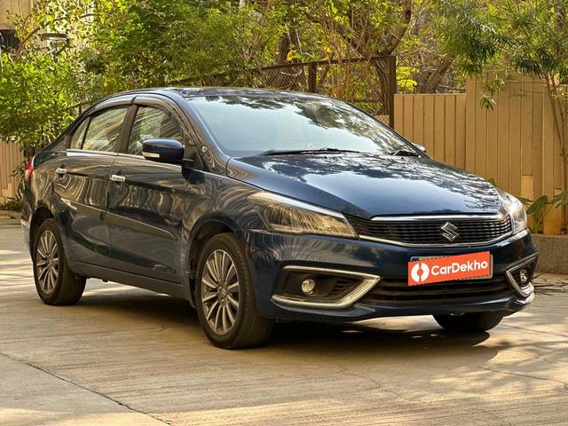 https://images10.gaadi.com/usedcar_image/3640083/original/processed_img2900201__usedcar_fa2c5ced_fd98_4f02_a631_b25b64a701ae_5731698306320_1698306337.jpg?imwidth=6400
