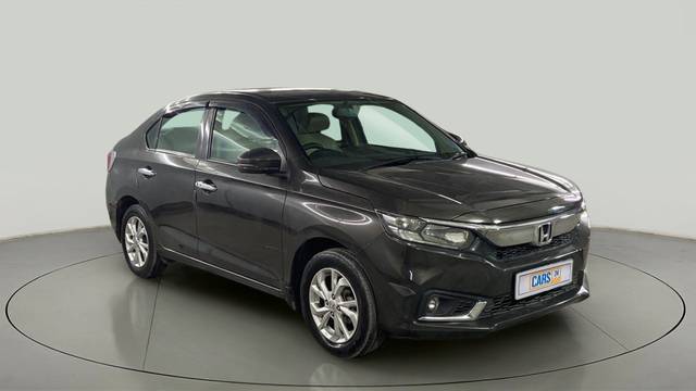 https://images10.gaadi.com/usedcar_image/3640219/original/slot__1-6-Exterior-10525554727-0fa16000fc444289b9b1869ea7e79df1-Exterior-7.jpg?imwidth=6400