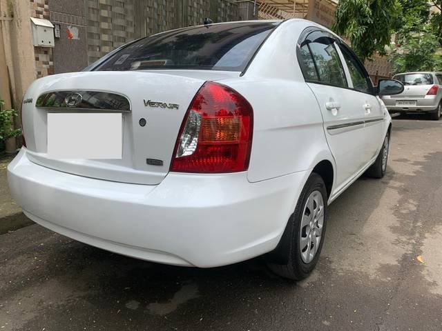 https://images10.gaadi.com/usedcar_image/3640254/original/processed_img2900296__used_car_2900296_1698311257.jpg?imwidth=6402