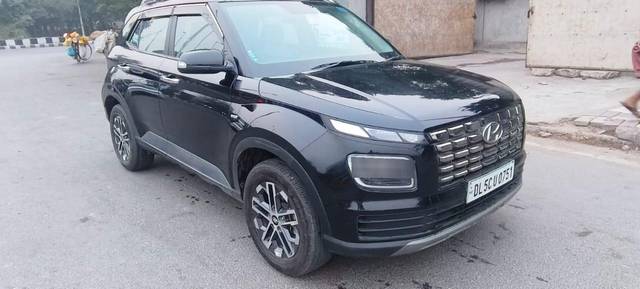 https://images10.gaadi.com/usedcar_image/3640612/original/processed_img2900491__used_car_2900491_1700126171.jpg?imwidth=6400