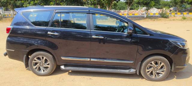 https://images10.gaadi.com/usedcar_image/3640661/original/processed_img2900523__used_car_2900523_1698324275.jpg?imwidth=6401