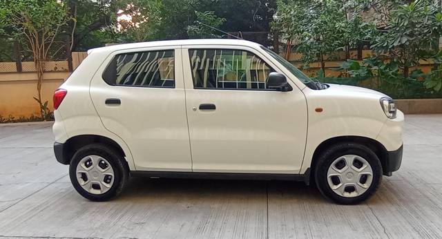 https://images10.gaadi.com/usedcar_image/3640690/original/img2900541__usedcar_4a332198_45e2_469f_80c4_c3215c5d61a3_2900541_1698325478.jpg?imwidth=6401