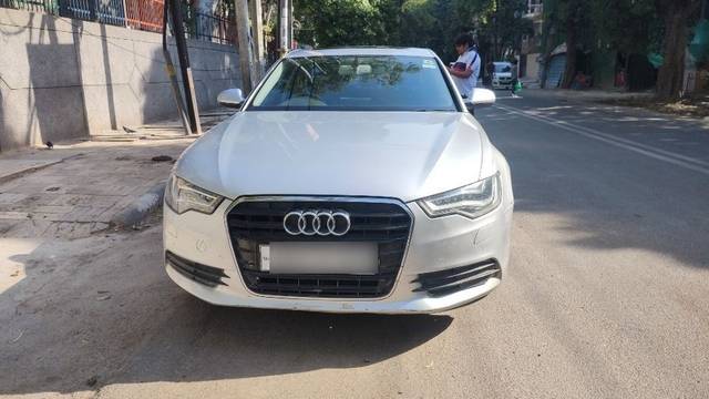https://images10.gaadi.com/usedcar_image/3640738/original/19__VCC_1807507_94_1697710164.jpg?imwidth=6400
