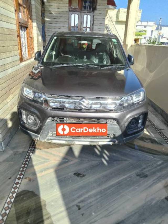 https://images10.gaadi.com/usedcar_image/3640806/original/processed_977aa871-baad-40ff-a5ec-3c2779cd0c3d.jpg?imwidth=6402
