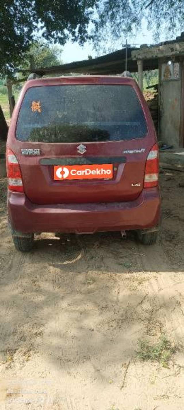 https://images10.gaadi.com/usedcar_image/3640832/original/processed_87b73ed8-62e9-4c4b-b1ec-662491ba449e.jpg?imwidth=6401