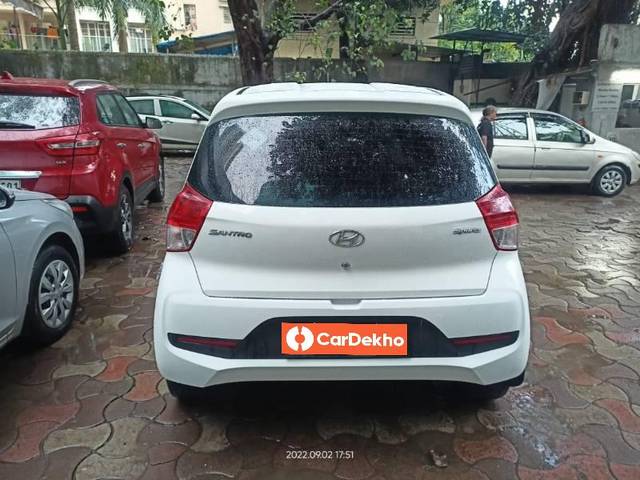 https://images10.gaadi.com/usedcar_image/3641050/original/processed_0d93ac58-92ea-4d77-8618-ff965e73d369.jpg?imwidth=6402