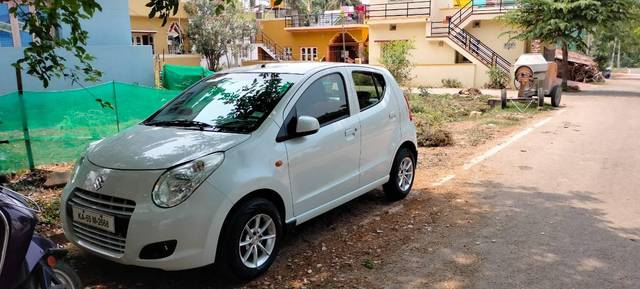 https://images10.gaadi.com/usedcar_image/3641055/original/processed_8c38d2ea-9083-488d-aa8c-7a6ec9508822.jpg?imwidth=6400