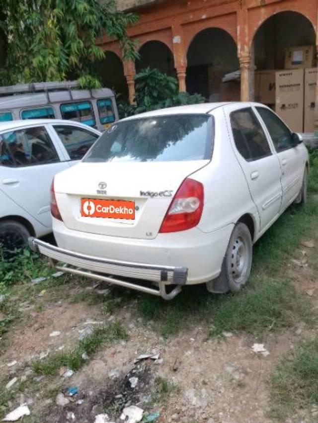 https://images10.gaadi.com/usedcar_image/3641070/original/processed_ba7e76f8-b9af-4330-abd8-075fb74024b6.jpg?imwidth=6401