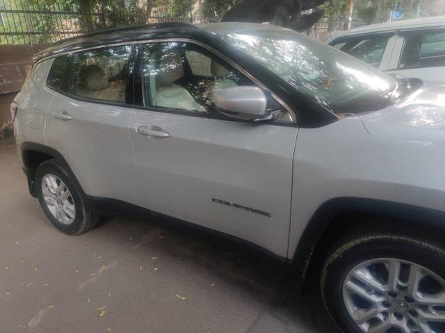 https://images10.gaadi.com/usedcar_image/3641089/original/processed_img2900654__used_car_2900654_1698343894.jpg?imwidth=6402