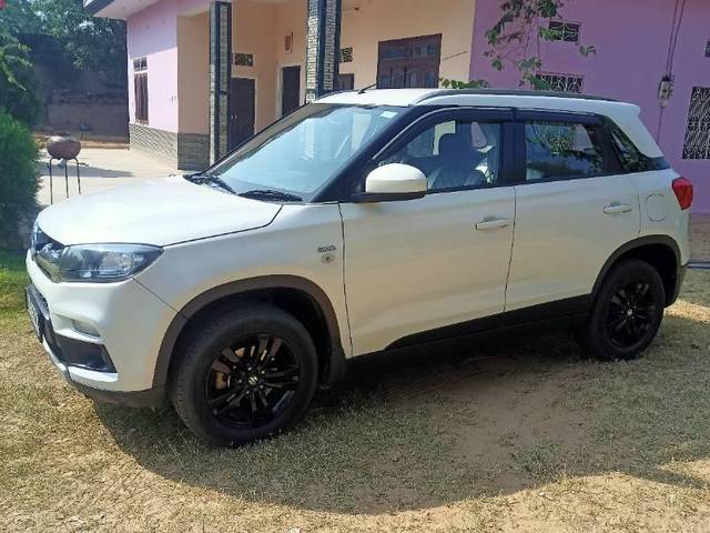https://images10.gaadi.com/usedcar_image/3641234/original/processed_6291b501-b980-4c5c-8c01-f215f0c01498.jpg?imwidth=6400
