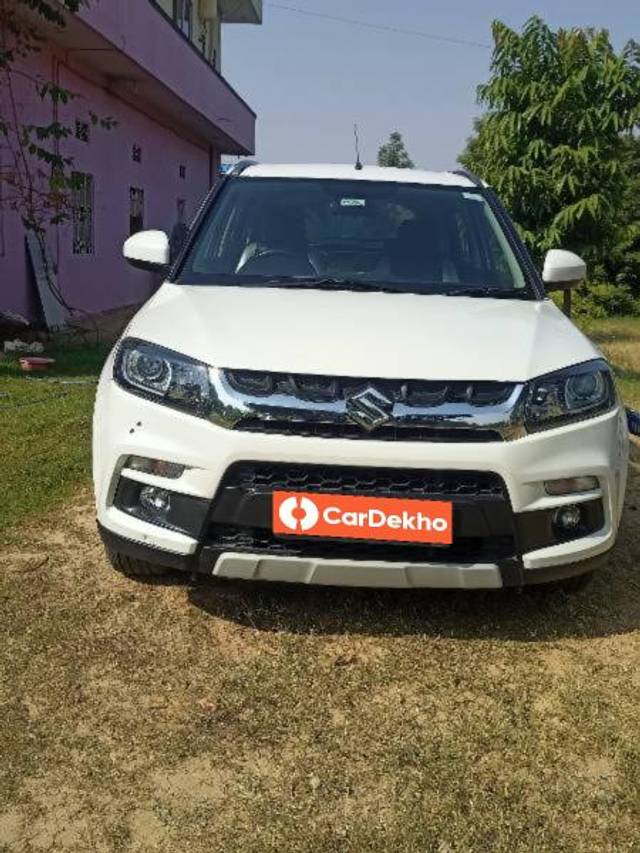 https://images10.gaadi.com/usedcar_image/3641234/original/processed_77e25d5e-b578-4cf6-8372-5980aa481552.jpg?imwidth=6402