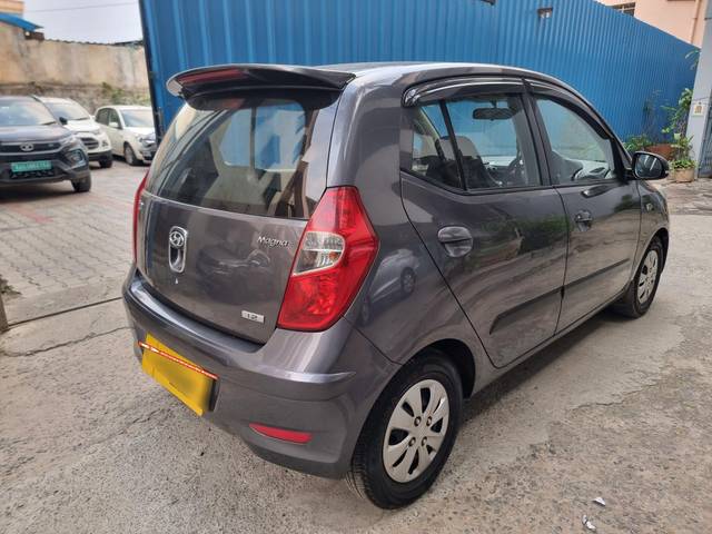 https://images10.gaadi.com/usedcar_image/3641332/original/processed_img2900739__used_car_2900739_1698380126.jpg?imwidth=6402