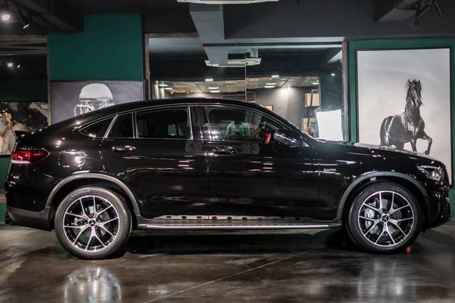 https://images10.gaadi.com/usedcar_image/3641481/original/processed_img2900795__used_car_2900795_1698990015.jpg?imwidth=6401