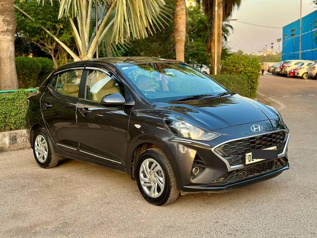 https://images10.gaadi.com/usedcar_image/3641492/original/processed_img2900802__used_car_2900802_1698386638.jpg?imwidth=6400