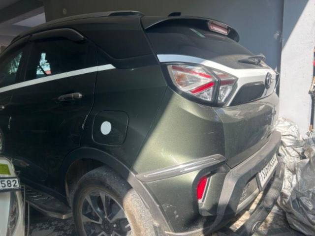https://images10.gaadi.com/usedcar_image/3641503/original/processed_3f00bc77-833b-47c2-ae14-30a98a076e65.jpeg?imwidth=6401