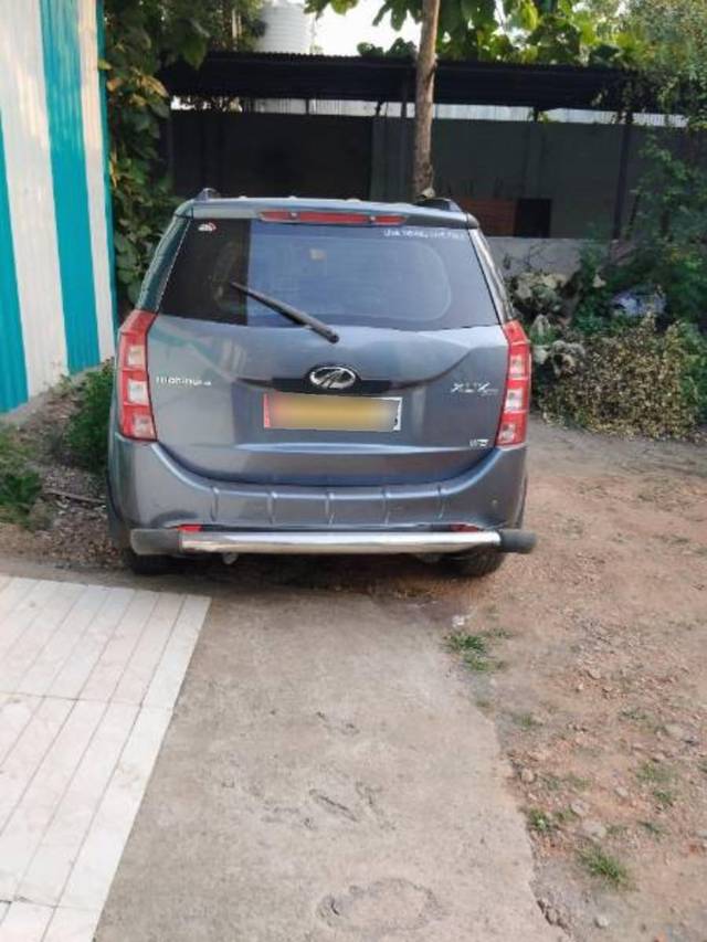 https://images10.gaadi.com/usedcar_image/3641513/original/processed_99288bda-a8d6-4b04-aaf0-97d3b28b4ad5.jpg?imwidth=6401