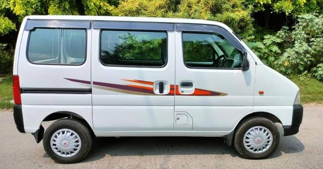 https://images10.gaadi.com/usedcar_image/3641635/original/img2900878__used_car_2900878_1698390953.jpg?imwidth=6401