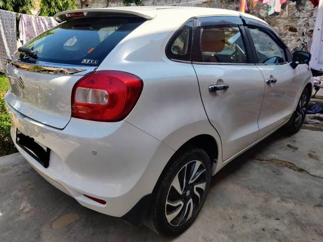 https://images10.gaadi.com/usedcar_image/3641706/original/processed_87692988-d8c0-40ed-87d0-134a733e93ba.jpg?imwidth=6402