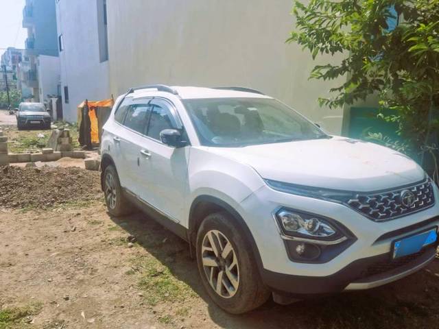 https://images10.gaadi.com/usedcar_image/3641838/original/processed_5ef5ffbc-628e-4fec-aca0-e35b5ee457a2.jpeg?imwidth=6400