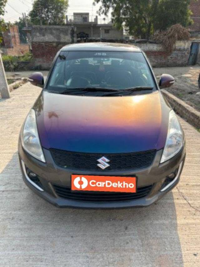 https://images10.gaadi.com/usedcar_image/3641894/original/processed_86bf2109-7e75-4474-ae36-68019cda4044.jpg?imwidth=6400