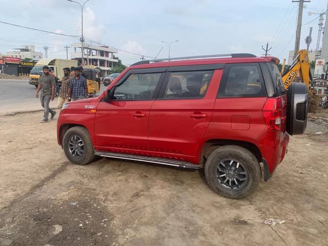 https://images10.gaadi.com/usedcar_image/3641970/original/processed_img2901068__used_car_2901068_1698401104.jpg?imwidth=6402