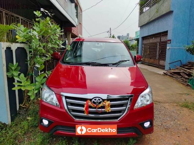 https://images10.gaadi.com/usedcar_image/3641973/original/processed_2e9864b9-9f1d-4ba2-8370-5f588fd29c06.jpg?imwidth=6400