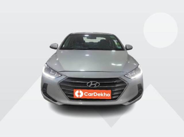 https://images10.gaadi.com/usedcar_image/3642114/original/processed_e94b81f0-3fd7-454c-af3b-ebc2058d01db.jpg?imwidth=6400