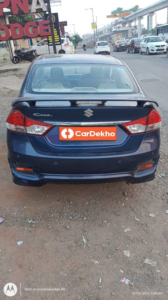 https://images10.gaadi.com/usedcar_image/3642145/original/processed_img2901170__used_car_2901170_1698405519.jpg?imwidth=6401
