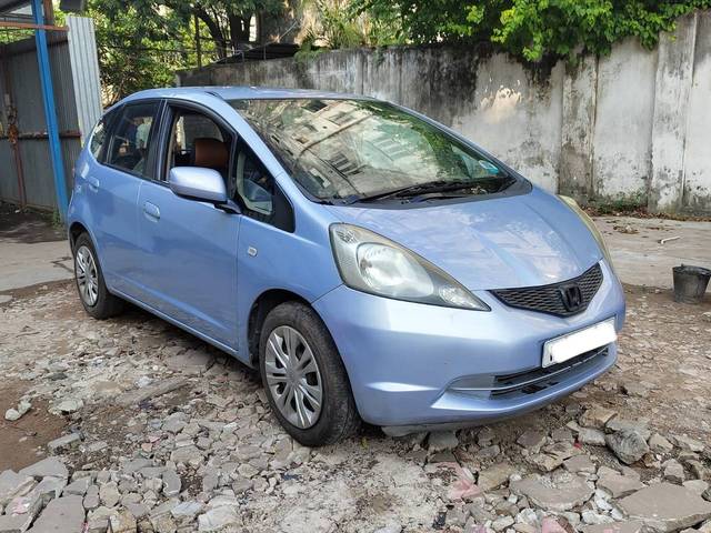 https://images10.gaadi.com/usedcar_image/3642272/original/img2901251__used_car_2901251_1698408223.jpg?imwidth=6400