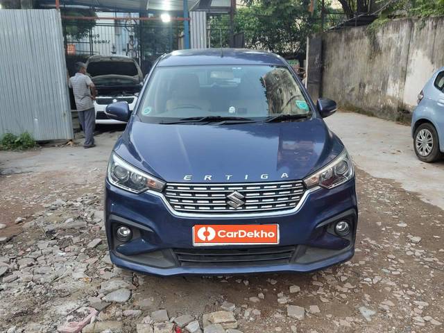 https://images10.gaadi.com/usedcar_image/3642274/original/processed_img2901253__used_car_2901253_1698408272.jpg?imwidth=6402