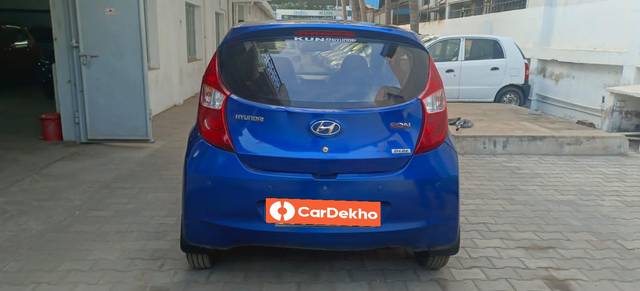 https://images10.gaadi.com/usedcar_image/3642307/original/processed_img2901276__used_car_2901276_1698408963.jpg?imwidth=6402
