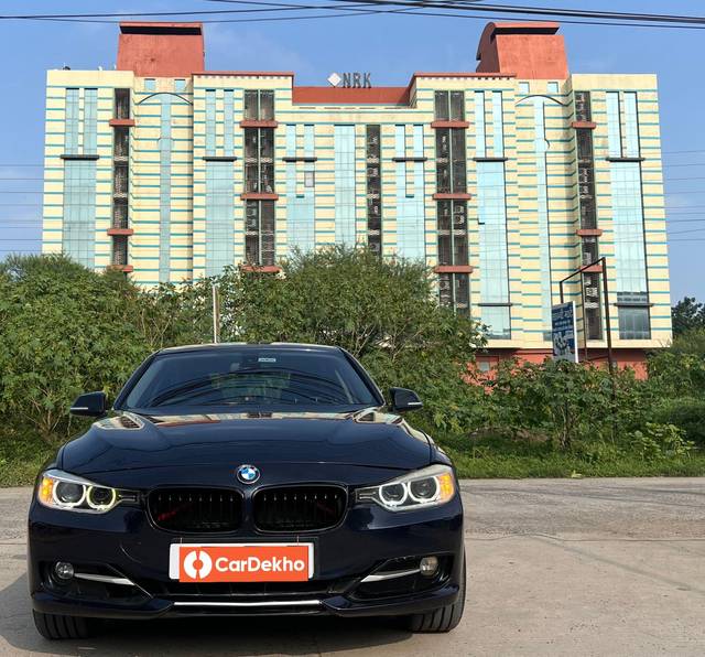 https://images10.gaadi.com/usedcar_image/3642486/original/processed_img2901400__used_car_2901400_1698413718.jpg?imwidth=6400