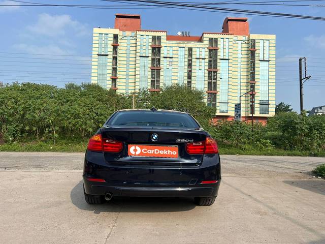https://images10.gaadi.com/usedcar_image/3642486/original/processed_img2901400__used_car_2901400_1698413722.jpg?imwidth=6402
