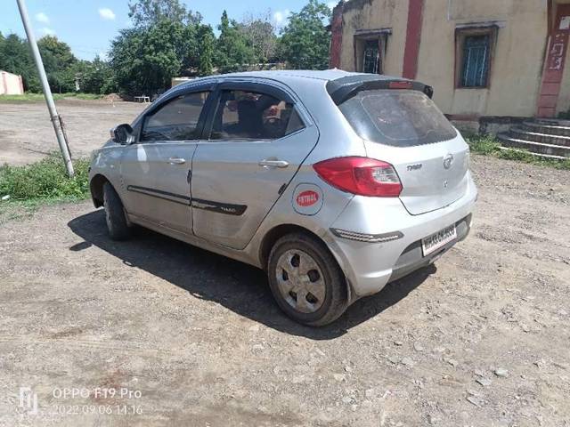 https://images10.gaadi.com/usedcar_image/3642506/original/processed_ea18a7de-fc1c-4ac4-abad-09ff1b24d26c.jpg?imwidth=6402