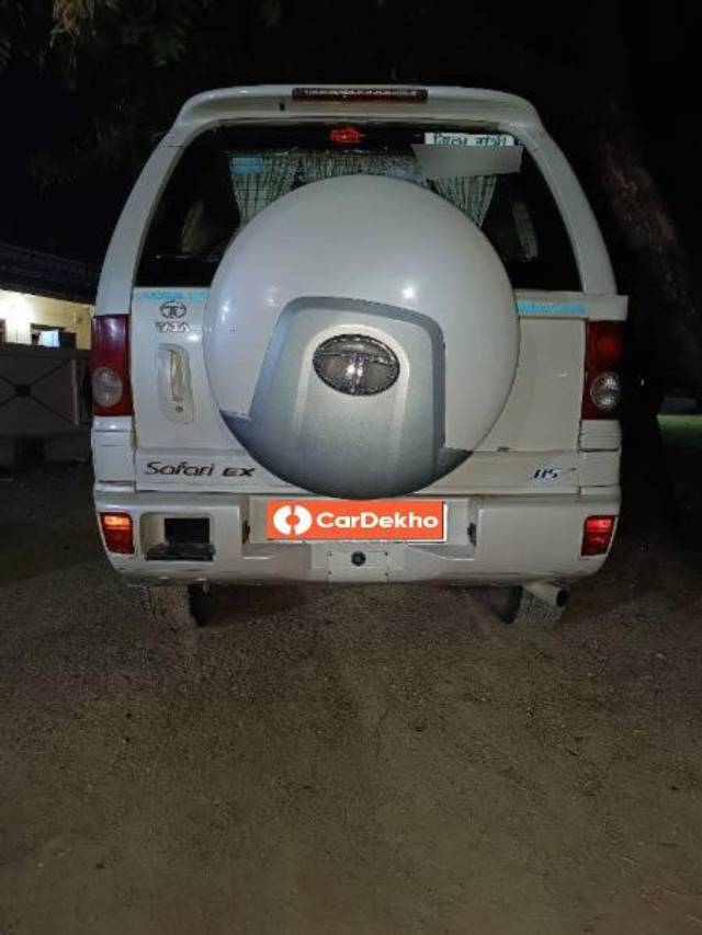 https://images10.gaadi.com/usedcar_image/3642576/original/processed_32dde15f-22dd-4394-9f72-90d3642ae2e6.jpg?imwidth=6402