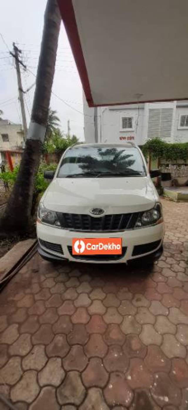 https://images10.gaadi.com/usedcar_image/3642754/original/processed_a295b0a7-796b-4577-9fa3-15c3b14b6d10.jpg?imwidth=6402