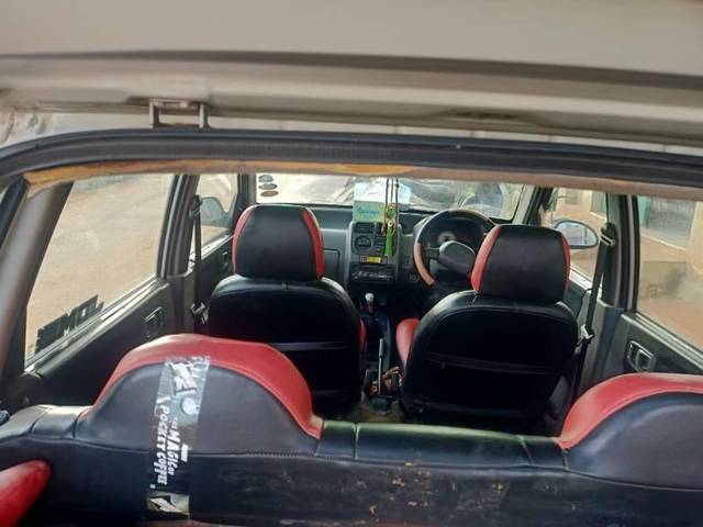https://images10.gaadi.com/usedcar_image/3642964/original/processed_c29125e5-f541-4ed3-9731-efacbd77de72.jpg?imwidth=6402