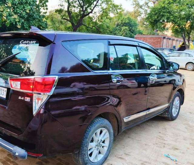 https://images10.gaadi.com/usedcar_image/3642969/original/processed_651f4493-eb5f-45dd-a5cf-6b602157242c.jpg?imwidth=6401