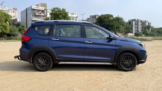 https://images10.gaadi.com/usedcar_image/3643005/original/img2901522__used_car_2901522_1698464511.jpg?imwidth=6401