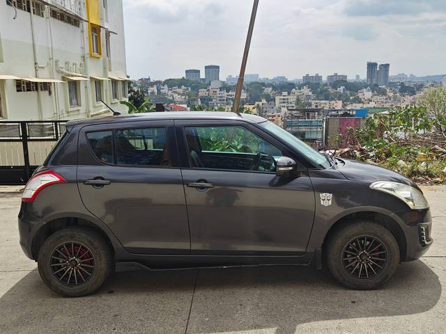 https://images10.gaadi.com/usedcar_image/3643041/original/img2901526__used_car_2901526_1701872329.jpg?imwidth=6401