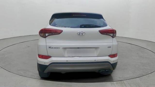 https://images10.gaadi.com/usedcar_image/3643044/original/processed_img2901528__used_car_2901528_1698467041.jpg?imwidth=6402